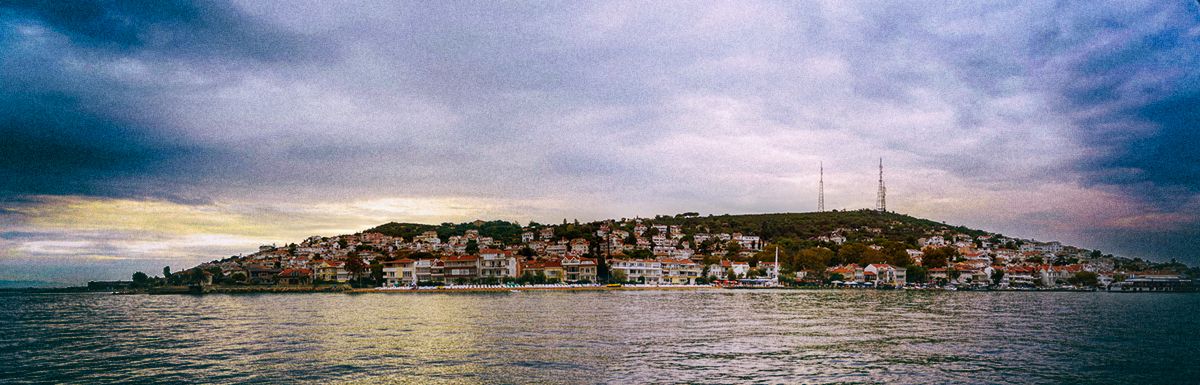 Kinaliada Istanbul [ 385 x 1200 Pixel ]